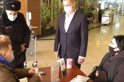 В ТЦ Октябрьского района Самары выявлены 30 подростков без взрослых