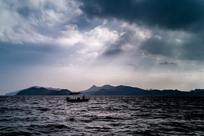 Уплыл на лодке и уснул: на Ириклинском водохранилище мужчине потребовалась помощь спасателей