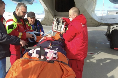 Девочку из Самарской области, пострадавшую в ДТП, доставили на лечение в Санкт-Петербург