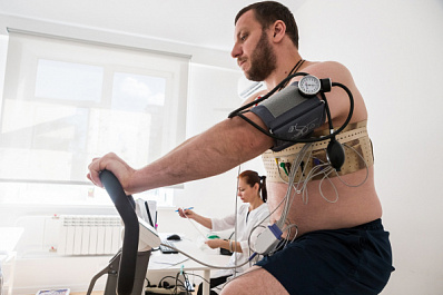 Тольяттинские хоккеисты вышли из отпуска