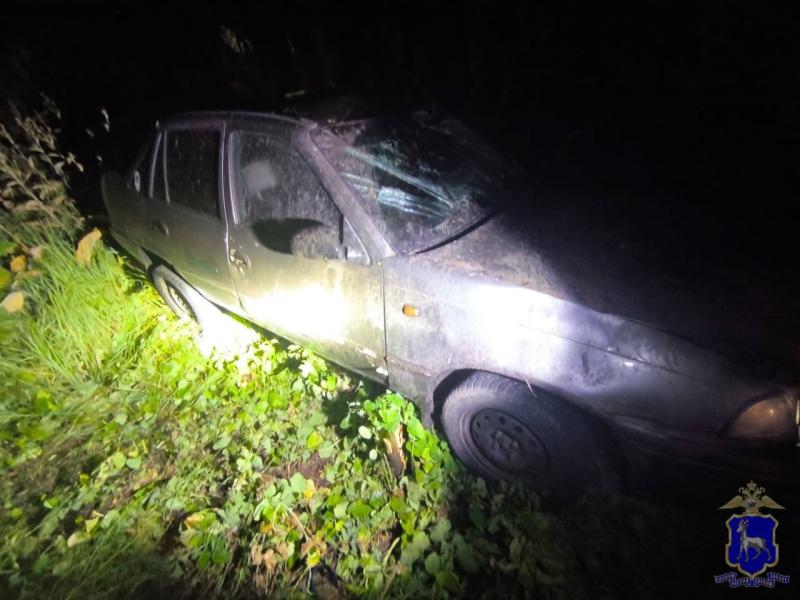 В Самарской области в аварии с двумя "Грантами" и "десяткой" пострадала 9-летняя девочка