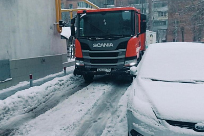 Самарцев попросили не оставлять авто возле мусорных контейнеров