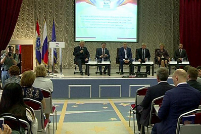 Кандидаты на пост губернатора Самарской области от ЕР провели вторую встречу с однопартийцами