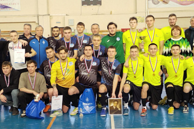 В Самаре провели традиционный турнир по мини-футболу памяти тренера Геннадия Демчука