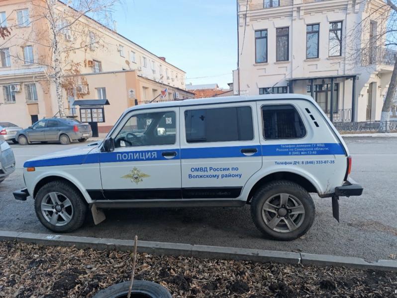 Полицейские, представители "Движения Первых" и ЮИД провели для самарских детей познавательную игру о ПДД