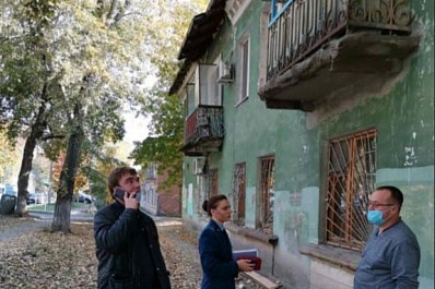 В Самаре прокуроры добились ремонта аварийного балкона