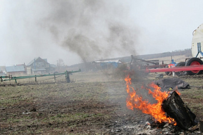 Жители Самарской области стали чаще жаловаться на соседей, жгущих траву