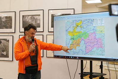 В Самаре прошла встреча с писателем и путешественником Антоном Кротовым