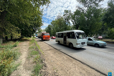 В Самаре пассажирский автобус попал в массовое ДТП