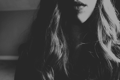 В Тольятти вторые сутки ищут 15-летнюю школьницу в черной куртке