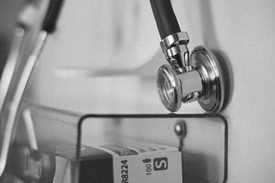 По итогам проверки, инициированной губернатором, главный врач самарской больницы № 6 отстранен от работы 