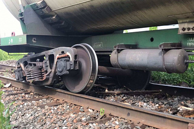 Пять вагонов-цистерн сошли с рельсов под Самарой 21 июля 2022 года