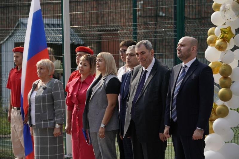 Вячеслав Федорищев посетил самарскую школу № 110