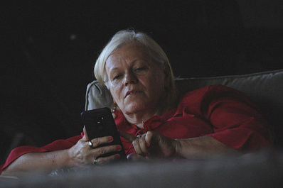 Стало известно, что интернет помогает пожилым людям сохранить память