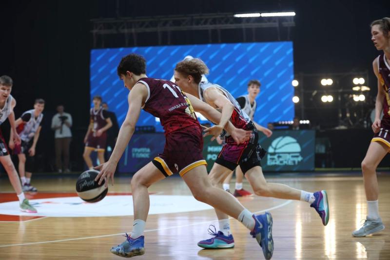 В Самарской области состоялся Суперфинал школьной баскетбольной лиги "КЭС-баскет"