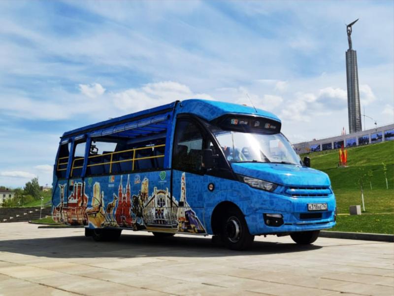 По Самаре - на синем кабриолете: туристы смогут путешествовать на необычном автобусе