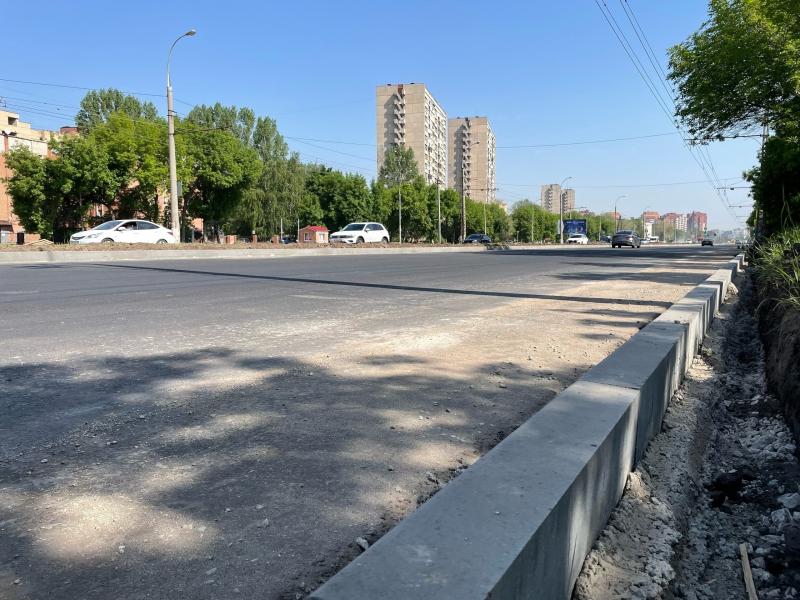 В Тольятти на 50% отремонтировали несколько участков дорог по нацпроекту