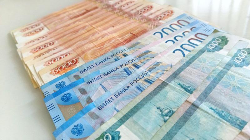 Самарец оформил кредиты на знакомых и отдал деньги мошенникам