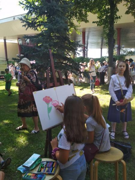 Карнавал, встреча с Васильевым и песни Шаляпина: в Самаре проходит "Фестиваль цветов"