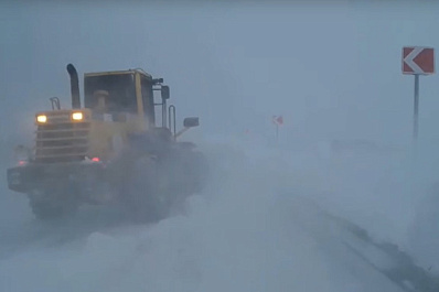 Стало известно, когда в Самарской области откроют закрытые из-за снегопада региональные трассы