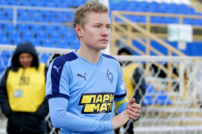 "Крылья Советов" расторгли контракт с полузащитником Киселевым