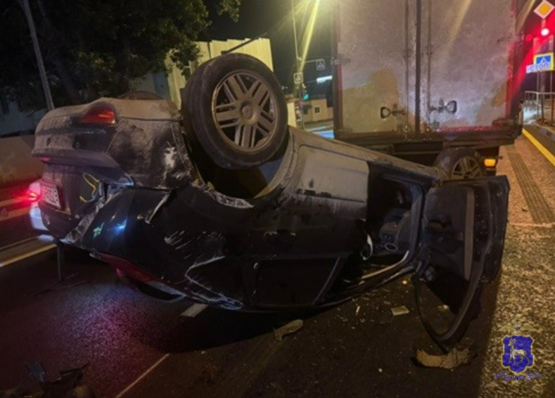 В Самаре водитель при движении задним ходом сбил пенсионерку 