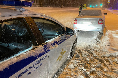 В Самаре пьяный мужчина угнал "Приору" и устроил гонки с полицией 