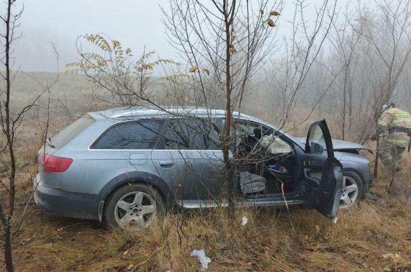 В Самарской области на трассе столкнулись две легковушки