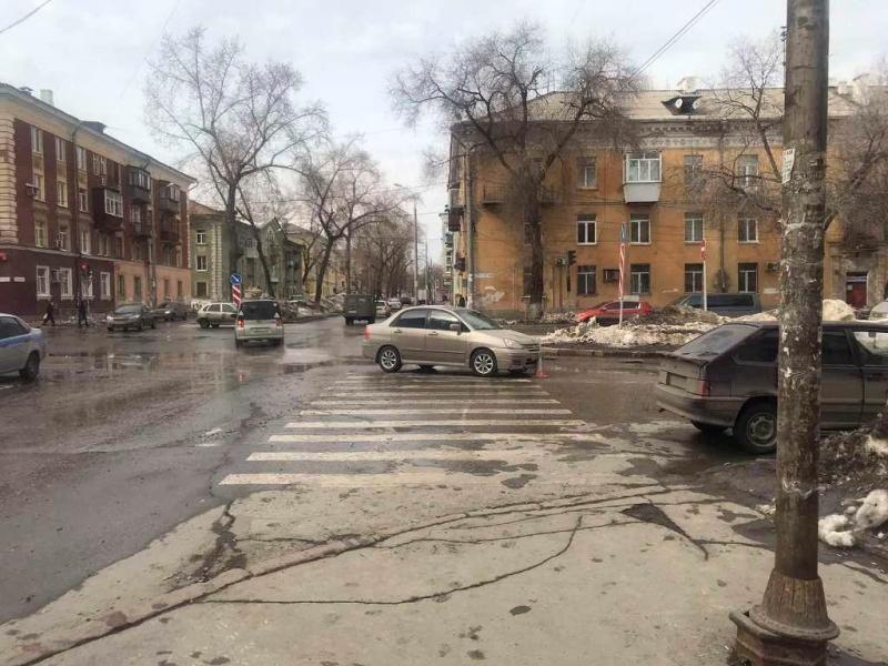 В Самаре на Физкультурной водитель "Сузуки" сбил двух маленьких девочек