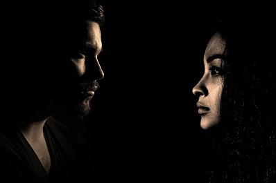 В Самаре девушка регулярно теряет своего возлюбленного на праздники