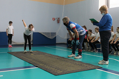 В Чапаевске школьники начали сдавать нормы ГТО 