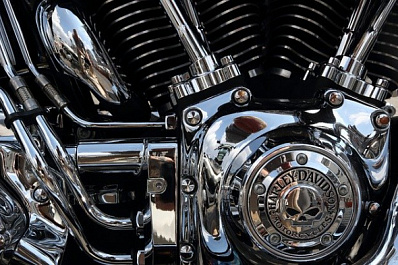 Полуголые девушки на Ново-Садовой шокировали жителей Самары