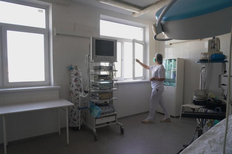 В Новокуйбышевской горбольнице по поручению губернатора завершили замену окон