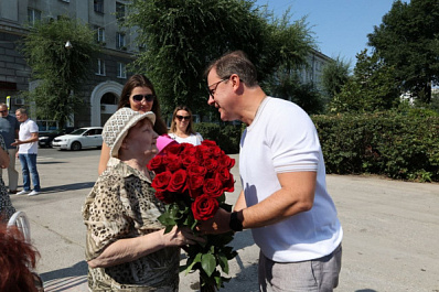 Ветераны самарского баскетбола возложили цветы в память о Юрии Тюленеве