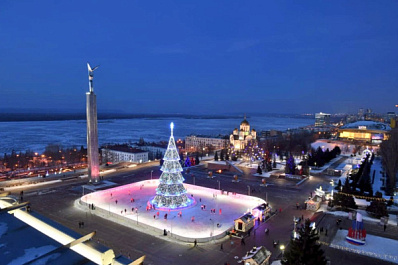 В Самаре в пятый раз открывают каток на площади Славы