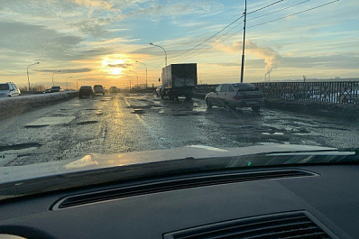 "Мы убиваем свои машины": в администрации Самары рассказали, когда починят Смышляевский путепровод