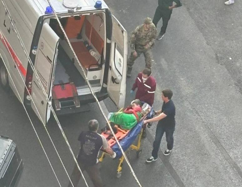 В Самаре сотрудники ОМОН помогли ребенку, пострадавшему в ДТП