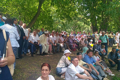 Дмитрий Азаров посетил юбилейный Сабантуй в Самаре