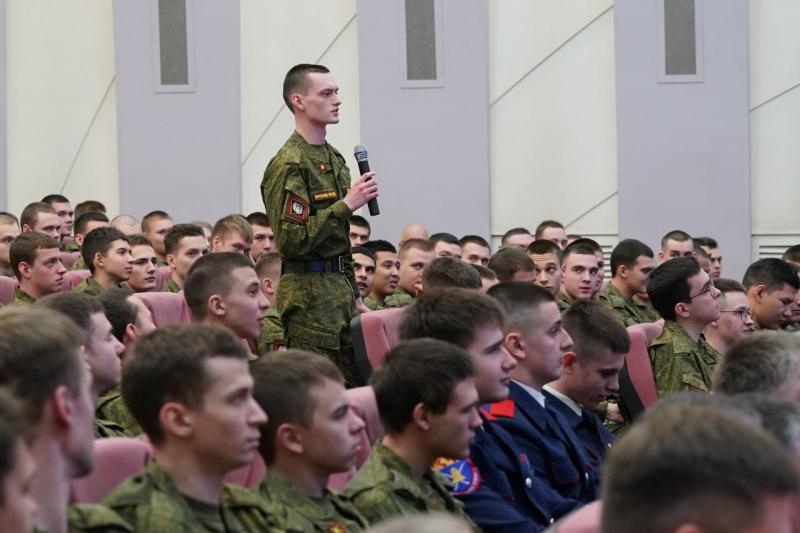 Вячеслав Федорищев провел рабочую встречу с атаманом Всероссийского казачьего общества Виталием Кузнецовым