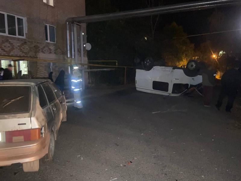 В Сергиевском районе "Газель" после ДТП перевернулась на крышу