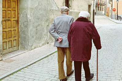 Школа памяти: пожилым жителям Самарской области помогут предотвратить развитие деменции 