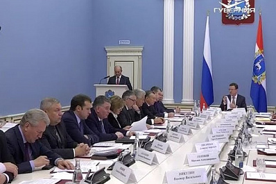 Дмитрий Азаров: Антикоррупционную работу необходимо вести жестко и принципиально