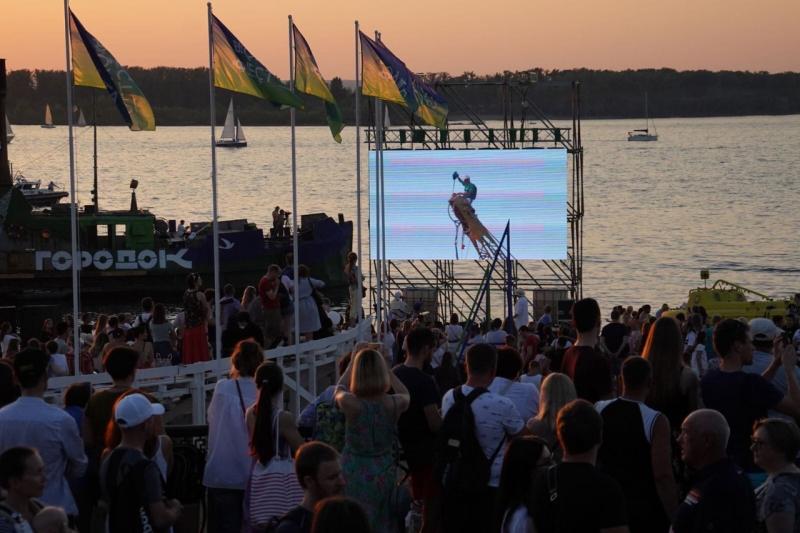 "ВолгаФест" переносится на август: Дмитрий Азаров рассказал о культурных событиях региона 2022 года