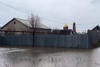 Глава Нефтегорского района доложил Дмитрию Азарову о паводковой ситуации