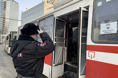 В Самаре водителей и кондукторов привлекают к ответственности за езду без масок