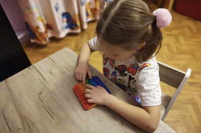 Бабушки и дедушки рассказали о своей роли в воспитании внуков