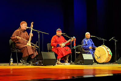 В Тольятти выступил ансамбль горлового пения "Алаш"