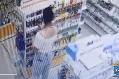 Жительница Самары вынесла из аптеки товары на 11 тысяч рублей