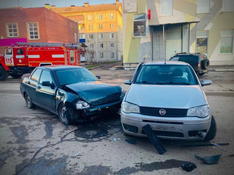 В Безенчуке 16 ноября из-за столкновения легковушек пострадал человек