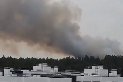 В Тольятти вертолет Ми-8 сбросил 70 тонн воды на лесной пожар